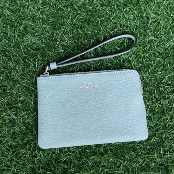 Coach Handbags - Coach Corner Zip Wristlet  Leather NWT
